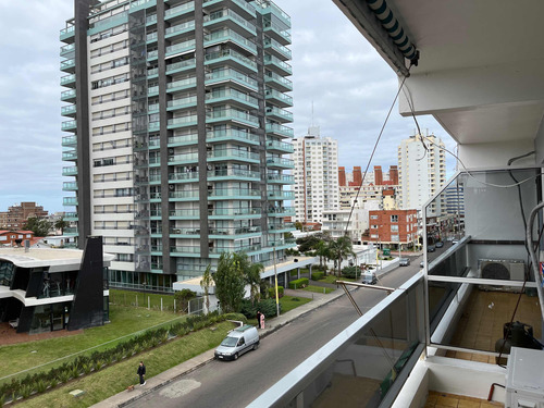 Imagen 2 de 14 de Monoambiente Con Balcón Parada 3 Mansa