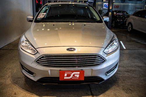 Imagen 13 de 22 de Ford Focus Se 2.0n 77.000km 2016 Gris