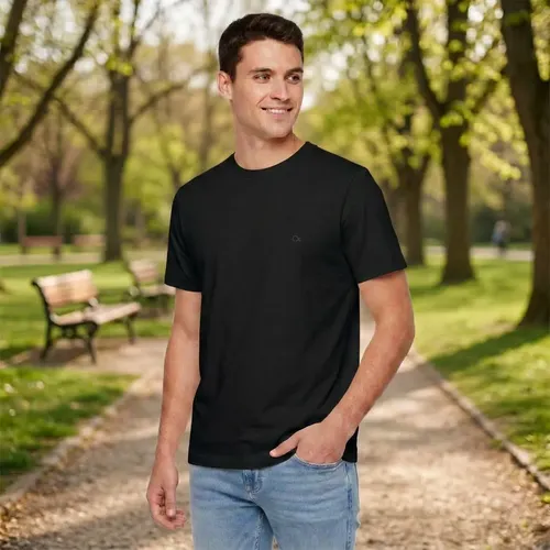 Camiseta Ogochi Básica Lisa Masculina Algodão Promoção