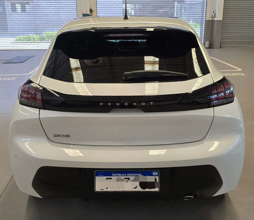Peugeot 208 1.6 Feline Tiptronic