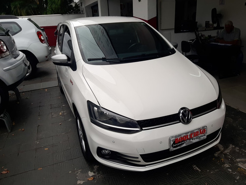 Imagem 7 de 9 de Volkswagen Fox 2016 1.6 Rock In Rio Total Flex 5p