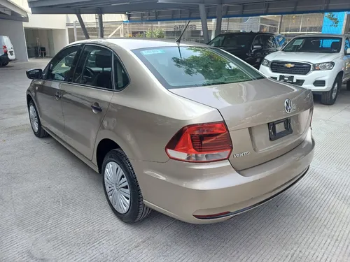 Volkswagen Vento 1.6 Starline Mt