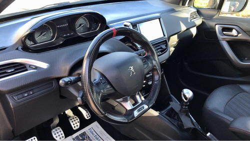 Imagen 16 de 18 de Peugeot 208 2017 1.6 Gt Thp