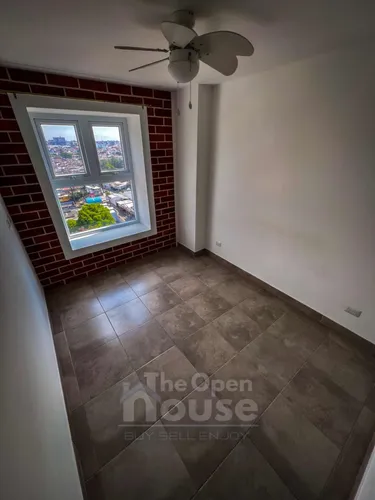 Apartamento En Renta En Zona 2 Edificio Baldone