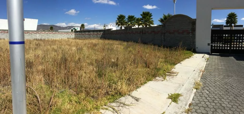 Terreno En Zona Plateada, Pachuca De Soto, Hidalgo. Excelente Ubicación.