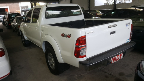 Imagen 8 de 12 de Toyota Hilux 2014 3.0 Cd Sr 171cv 4x4 - C3 44520482