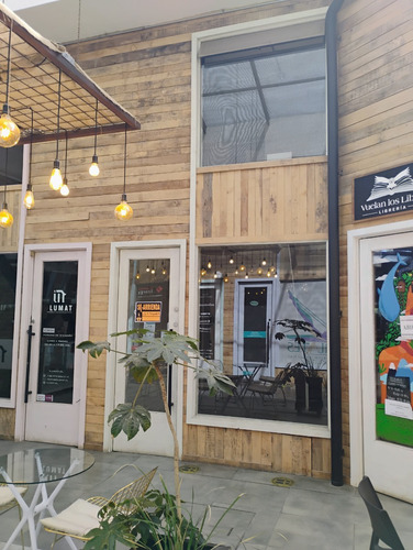 Se Arrienda Moderno Y Céntrico Local Comercial