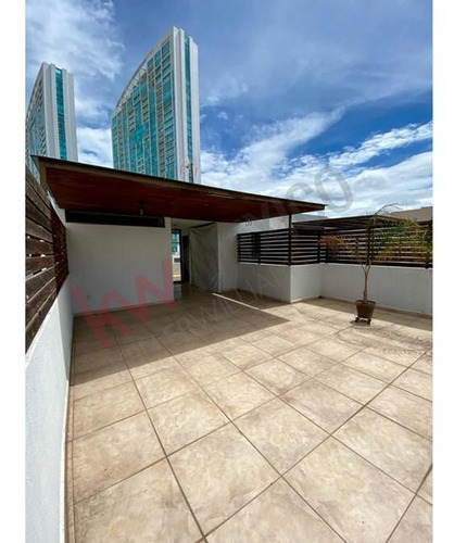 Venta Casa Con Roof Garden En Santa Fe Juriquilla Querétaro