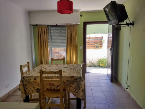 Imagen 3 de 6 de Alquiler Por Dia, Duplex Hasta 4 Personas.
