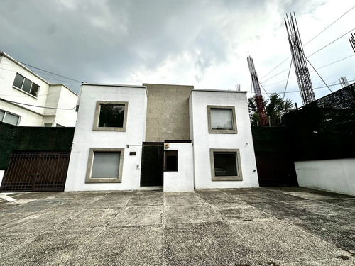 Casa Con Uso De Suelo En Venta Lomas De Chapultepec Cordillera De Los Andes