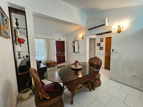 Imagen 24 de 30 de Casas Venta Cabudare Ec 23 28407