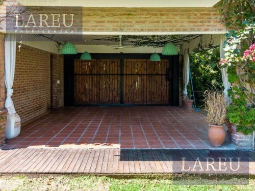 Casa En Venta Con Renta - Barrio Boulevares