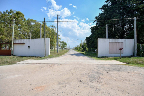 Imagen 21 de 25 de Quincho Con Piscina En Venta, Las Calandrias