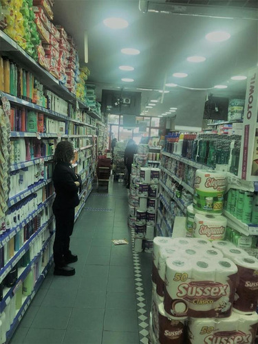 Imagen 5 de 8 de Local Comercial Excelente Ubicacion - Vicente López