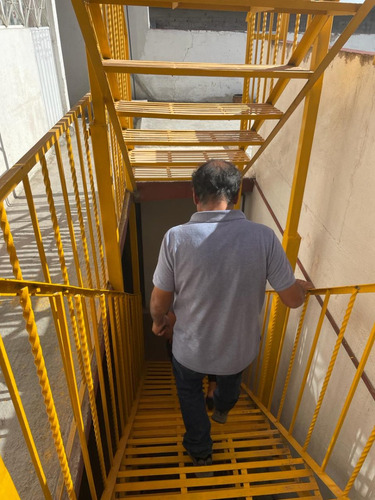 Propiedad De 4 Departamentos Y 1 Accesoria En Ejidos De San Andrés, Ecatepec Edo Mex