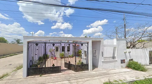 Sk09 Remate Bancario Casa En C. 30 445, Juan Pablo Ii, Mérida