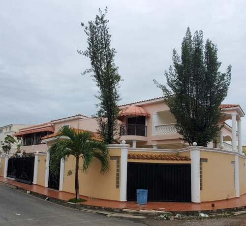 Imagen 1 de 4 de ( Residencia Mirador Del Este) Sto.dgo. Este