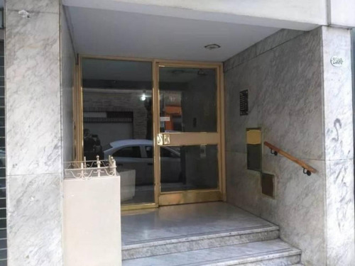 Imagen 2 de 13 de Departamento 1 Ambiente 27mtrs2 Muy Buen Estado Y Ubicacion!