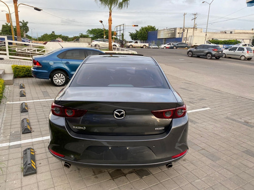 Imagen 6 de 14 de Mazda 3 I Sport Grand Touring 2019