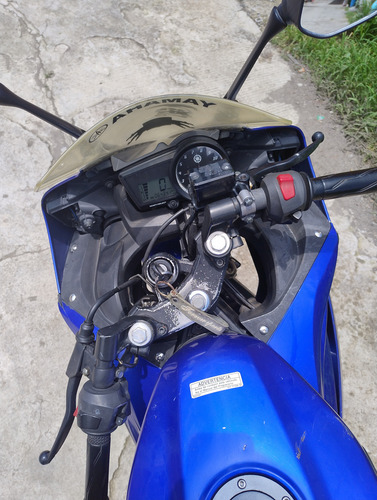 R15 V1 Año 2011 Color Azul