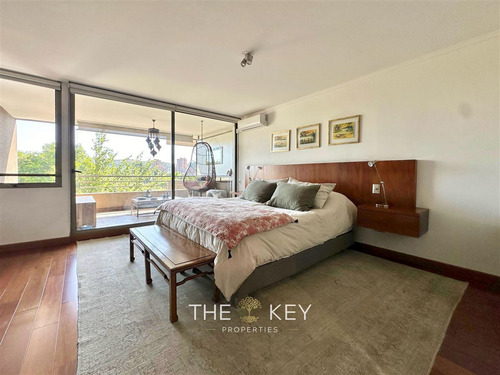 Amplio Departamento Venta 3 Dorm. 2 E. Bicentenario Vitacura