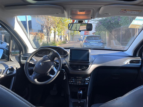 Peugeot 2008 1.6 Feline Tip
