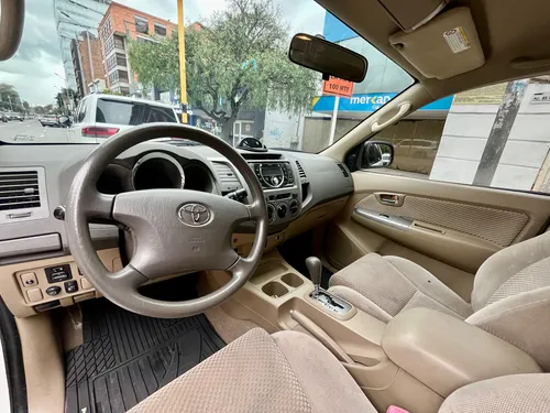 Toyota Fortuner 2.7l
