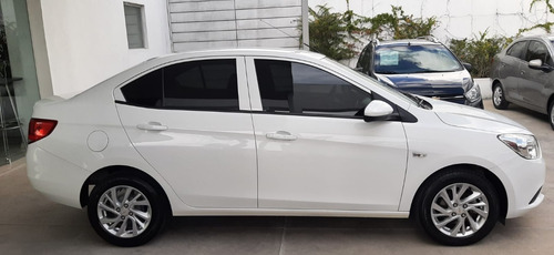 Imagen 7 de 14 de Chevrolet Aveo Ng Lt 2020 Motor1.5,4cil,abs,ve,aa,trans.manu