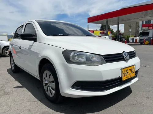Volkswagen Gol Power 1.6cc MT AA 4X2