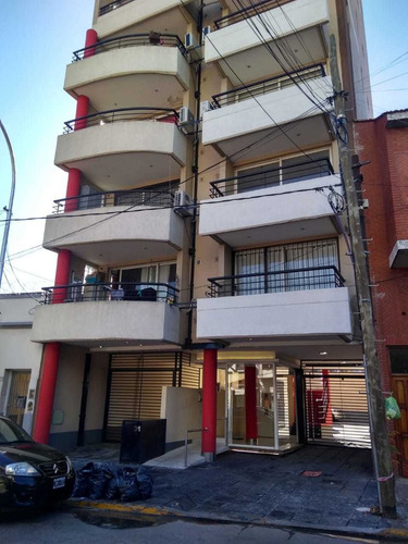 Imagen 2 de 14 de R.de Escalada Centro - Dpto. Tipo Duplex 2 Dormitorios