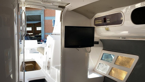 Lancha Royal Mariner 360 Gabinada C/ 2 Motores Mercruiser