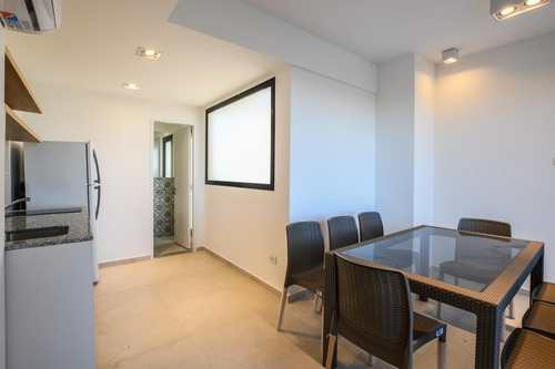 Venta - Departamento De Un Dormitorio Con Amenities En Avenida Pellegrini, Rosario