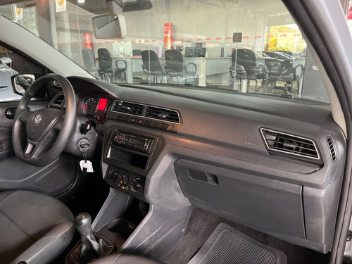 Volkswagen Voyage 1.0 Flex 12V 4p