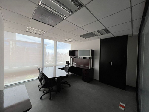 Renta De Oficina Acondicionada Y Amueblada De 633.35 M² En Polanco