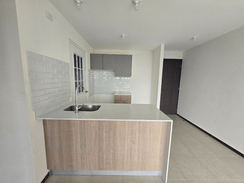 Apartamento En Alquiler En Zona 11 Parque San Jorge