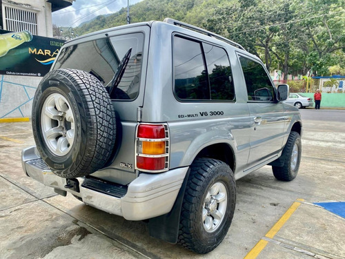 Imagen 3 de 8 de Mitsubishi Montero