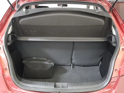 Mazda 2 Hatch Back 1.5 At