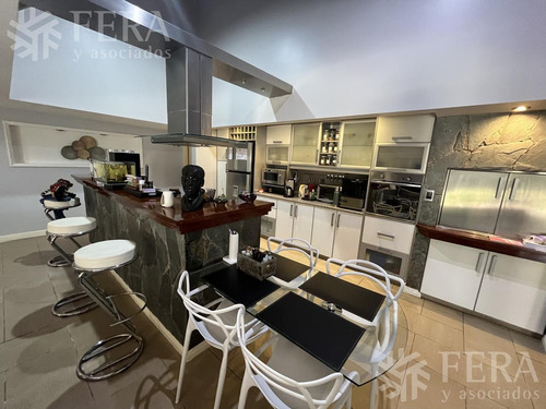 Imagen 8 de 29 de Venta De Departamento Tipo Casa Ph 4 Ambientes En Wilde Con Jardín, Quincho Y Piscina ( 17165)