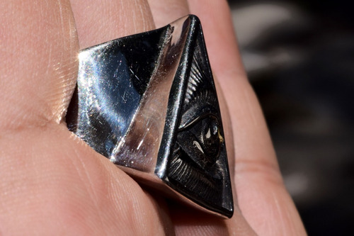 Anillo Acero Inoxidable Ojo Pirámide Iluminati