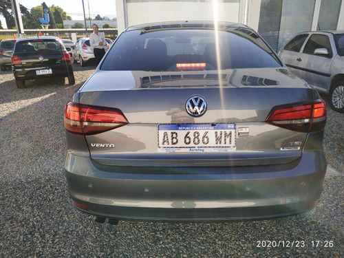 Volkswagen Vento Comfortline 1.4 Tsi