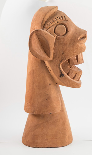 Cabeza De Animal En Madera. Origen Mexico. 25x10x7cm Beige A Mano (Usado)