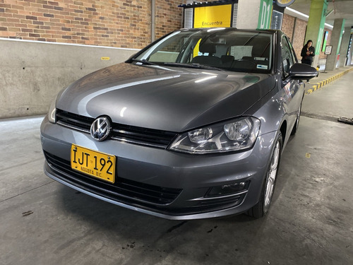 Volkswagen Golf 1.6 Highline