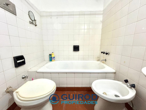 Venta Departamento 3 Ambientes Luminoso Con Bajas Expensas