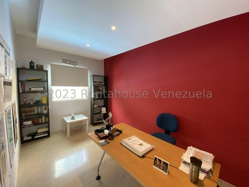 Amplia Y Luminosa Casa En Venta En Bosques De La Lagunita