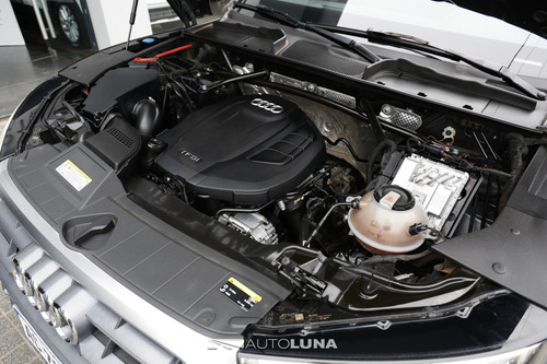 Audi Q5 2.0 T 252HP QUATTRO S-TRONIC SECURITY L18