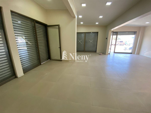 Gran Local Comercial En Arriendo En Rotonda Concón.