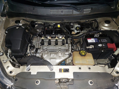 Imagen 14 de 15 de Chevrolet Aveo 2018 1.6 Lt At