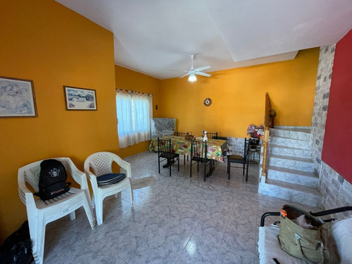 Imagen 2 de 14 de Casa En Venta En Barrio Malvinas