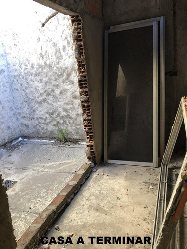 Imagen 12 de 30 de Av. Carabobo 525 630m2 / Patio, Vestuarios, Baños, Oficinas, Apto Todo Rubro!