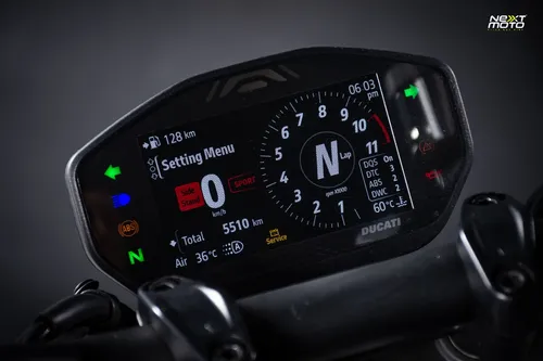 Ducati Monster 937